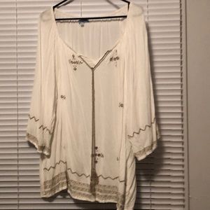 Beautiful lightweight blouse